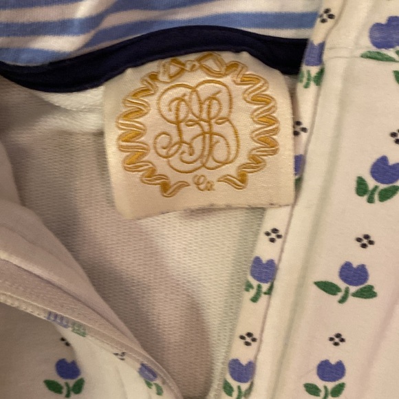 TBBC White Quarter Zip sweatshirt with tulips | Sz 2T - Picture 6 of 7